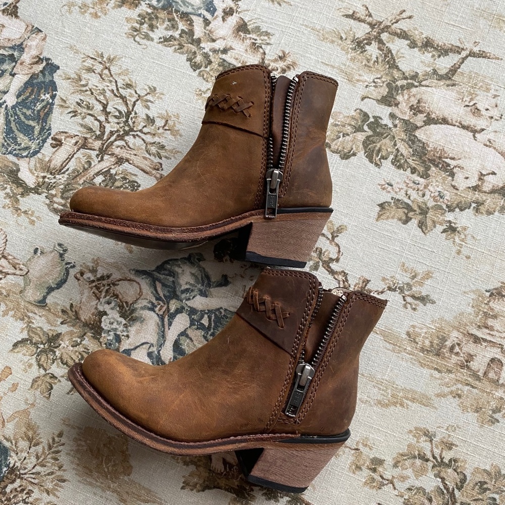 Old west boots - great condition